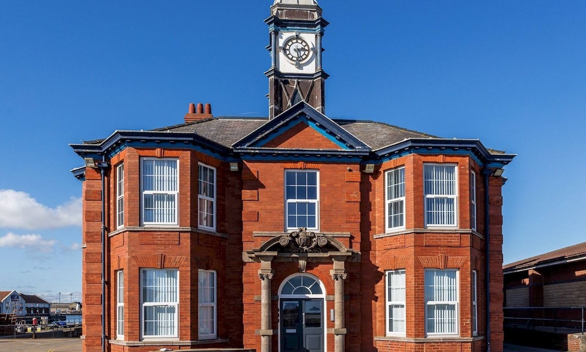 Hartlepool Apartment | 1 Abdiel House · Modern Apartment by Hartlepool Marina | Relaxing - Pass the Keys