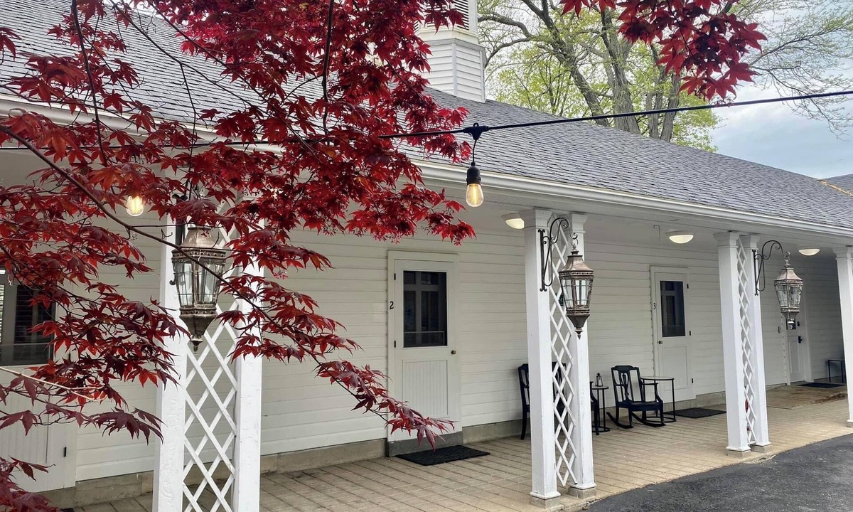 Sandusky Cabin | 1-bedroom guestroom in a lodge, 9 miles from Cedar Point