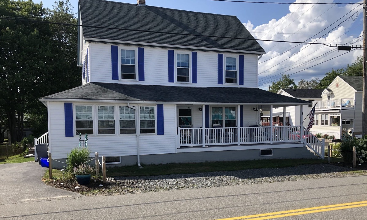 Ocean Park House | 100 steps from the Beach - Start your Family Vacation Here