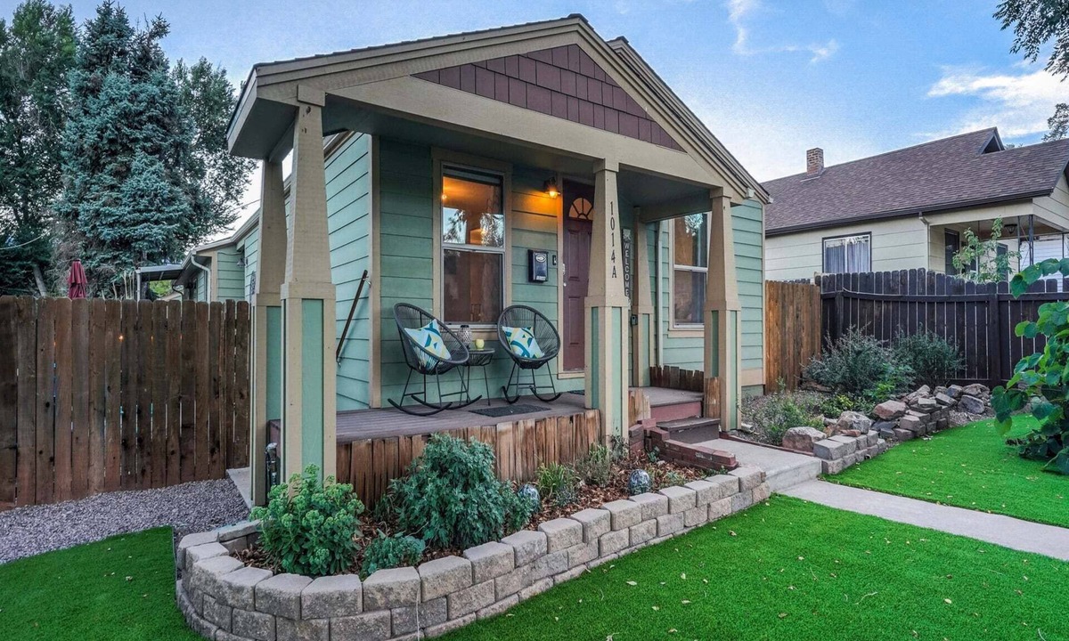 Central Colorado Springs Cottage | 1014a Swope