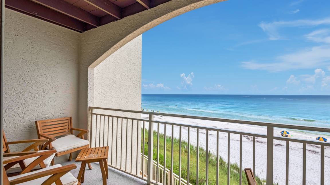 Seagrove Beach Apartment | 158 m² Apartment ∙ 3 bedrooms ∙ 10 guests