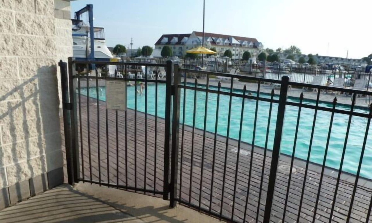 Spring Lake Condo | 1920 Sqe Ft of Luxury in Spring Lake , Adjoining the Marina