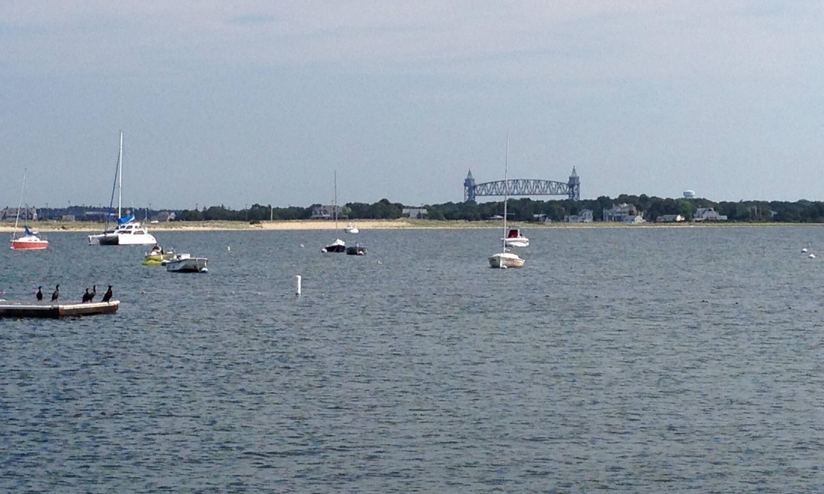 Bourne Cottage | 2 B/R cottage with water views located along the mouth of the Cape Cod Canal