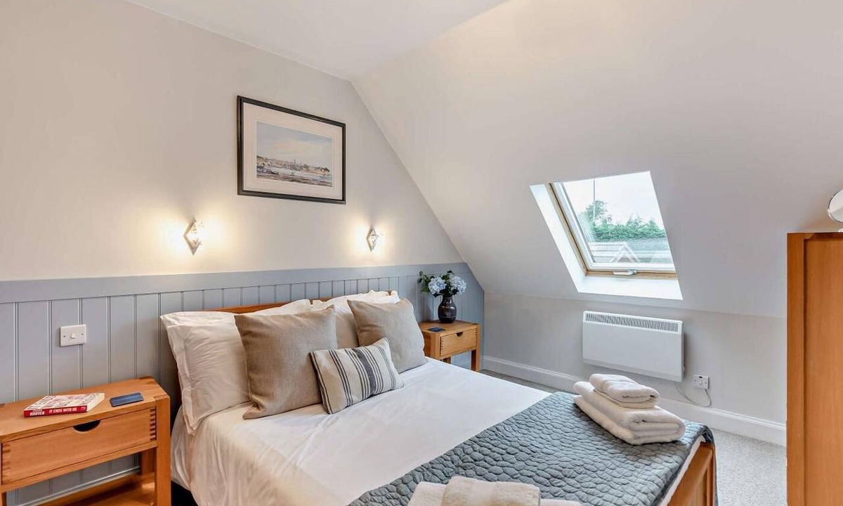 Berwick-upon-Tweed Cottage | 2 Bed in Berwick -upon- Tweed (oc-36340)