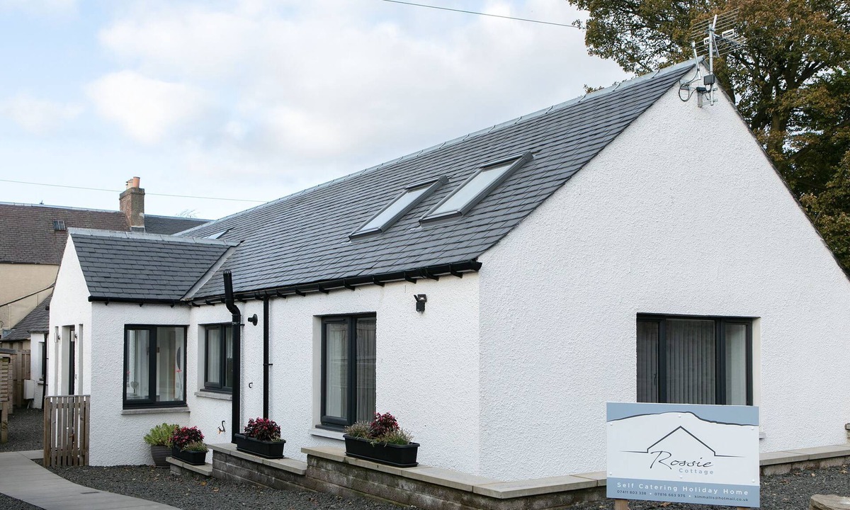 Auchterarder Cottage | 2 bedroom accommodation in Auchterarder, near Gleneagles Village