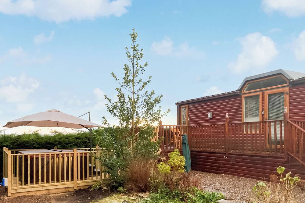 Kinclaven Ski Chalet | 2 bedroom accommodation in Cargill