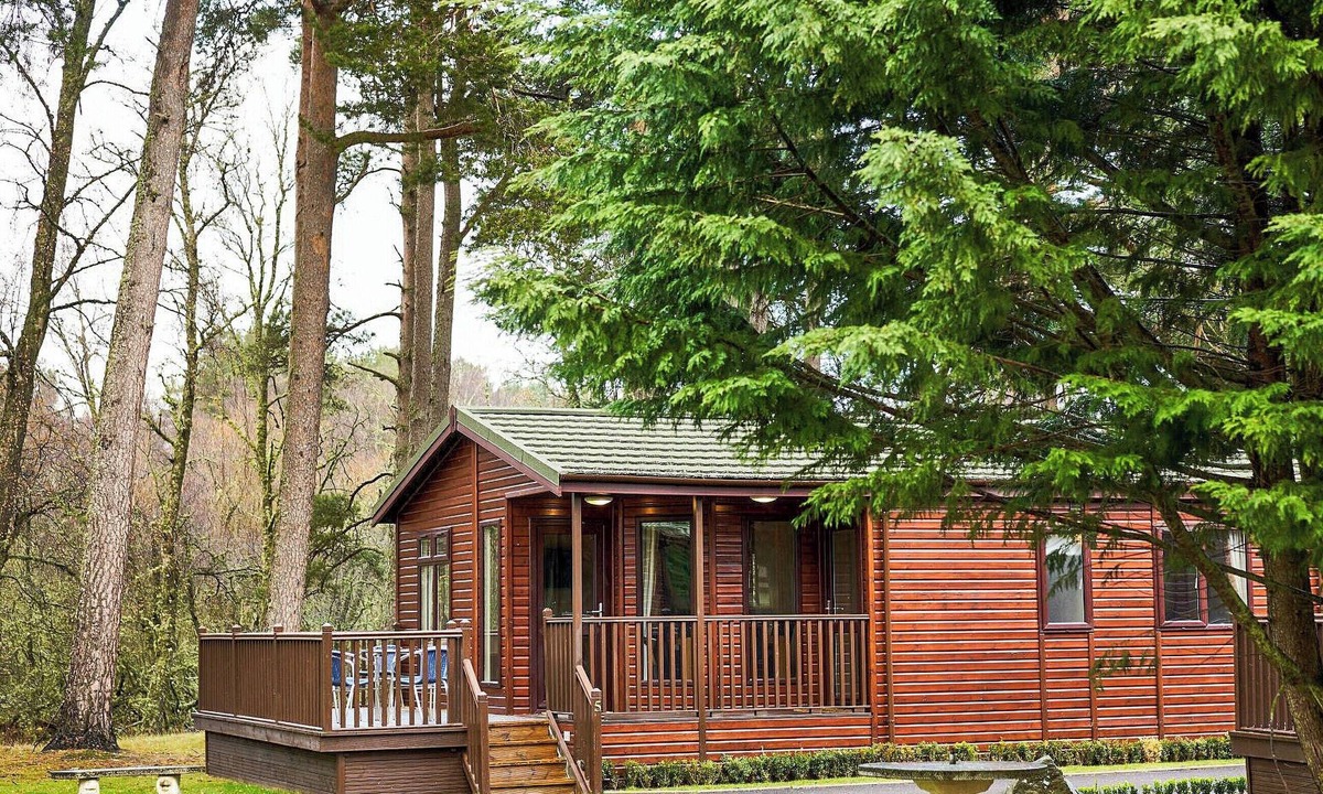 Dinnet Cottage | 2 bedroom accommodation in Dinnet, near Ballater