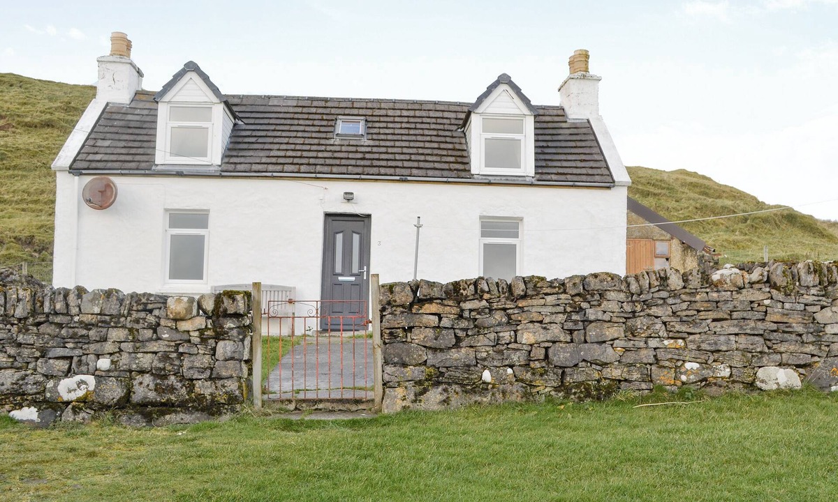 Staffin Cottage | 2 bedroom accommodation in Staffin, Isle of Skye