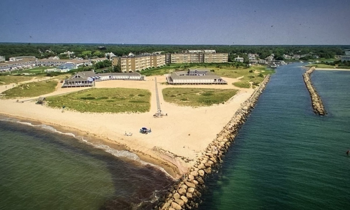 Northwest Harwich Condo | 2 bedroom condo, private beach, pool, tennis, pickle ball and dining
