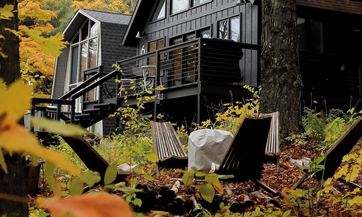 Harbor Springs Cabin | 2 Mi to Nubs Nob Resort: All-Season Michigan Haven