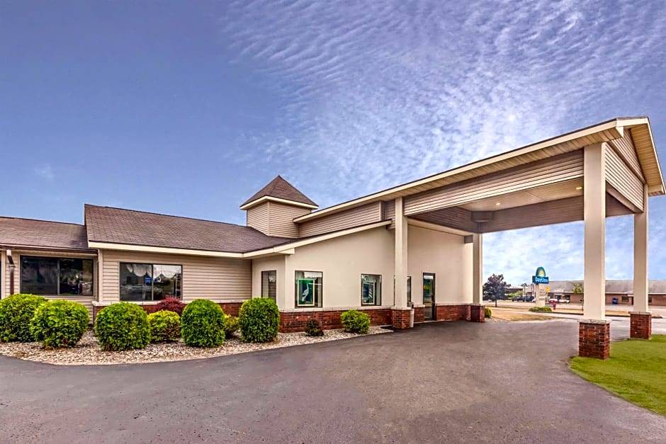 Alpena Hotel | 2-Star Hotel ∙ Days Inn by Wyndham Alpena