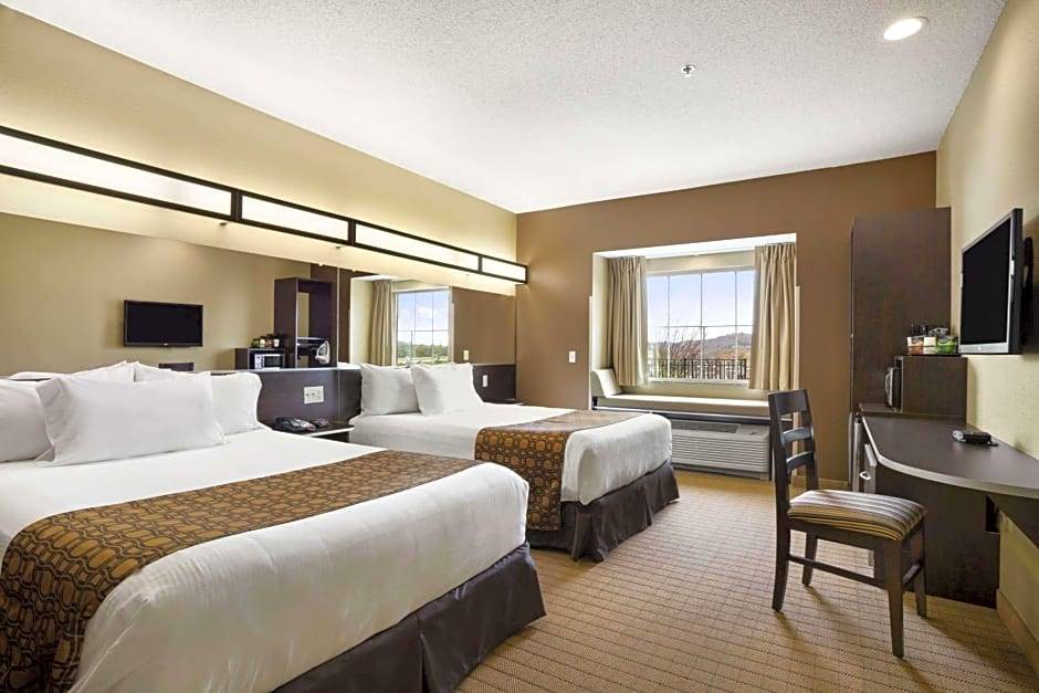Cambridge Hotel | 2-Star Hotel ∙ Microtel Inn & Suites by Wyndham Cambridge