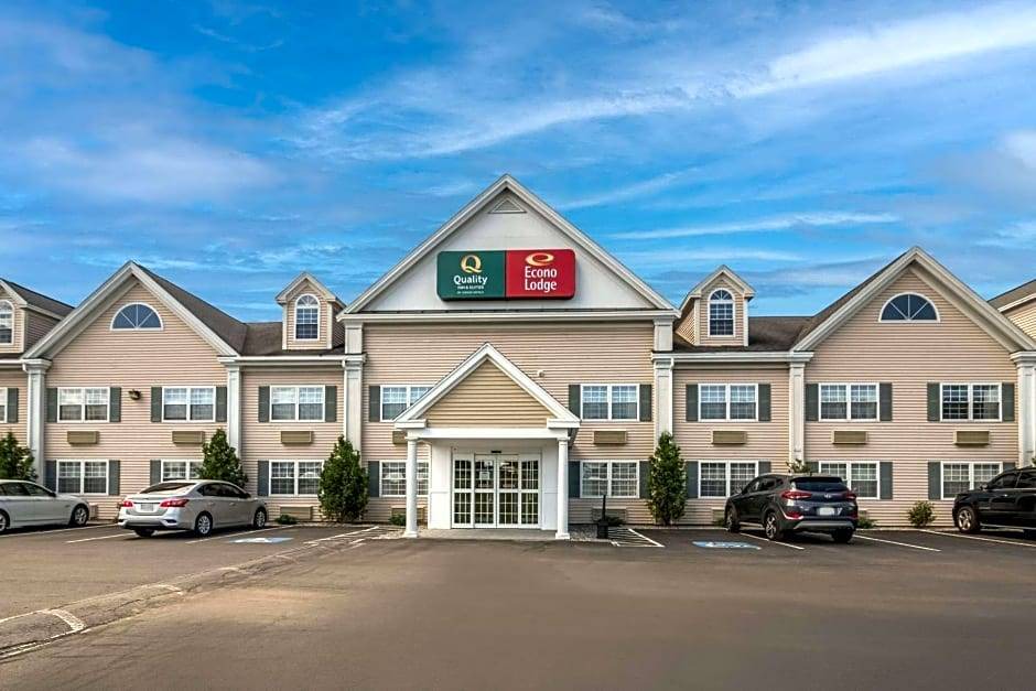 Danville Hotel | 2-Star Hotel ∙ Quality Inn & Suites