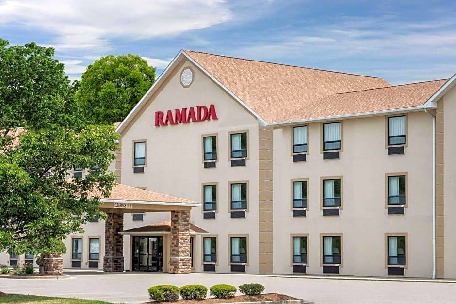 Strasburg Hotel | 2-Star Hotel ∙ Ramada by Wyndham Strasburg Dover