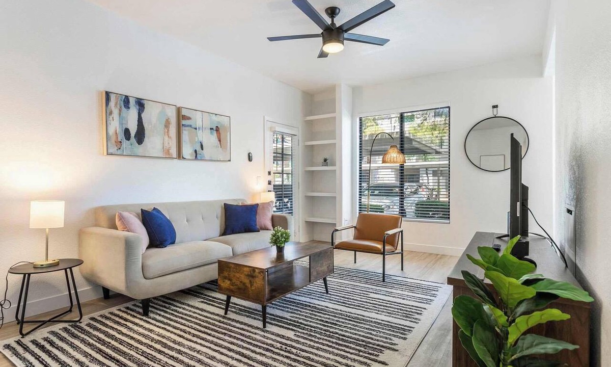 Desert Paradise Estates Apartment | 2BR CozySuites at Kierland Commons with pool #02