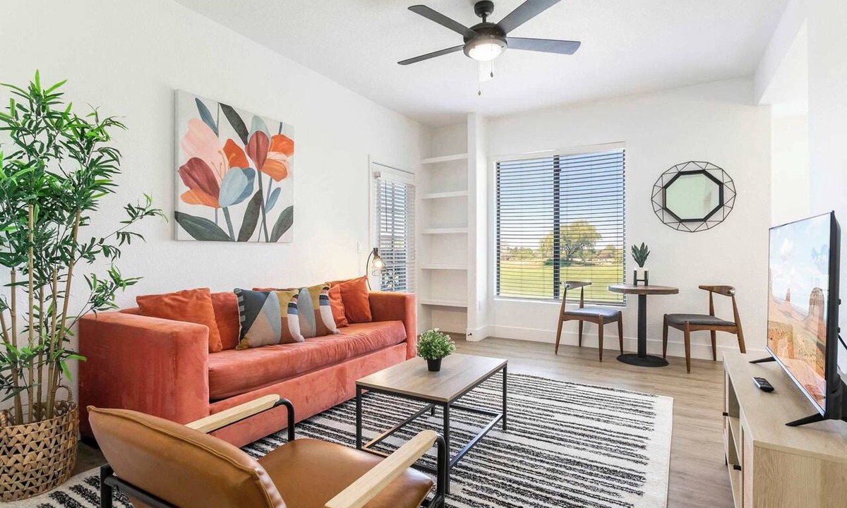 Desert Paradise Estates Apartment | 2BR CozySuites at Kierland Commons with pool #07