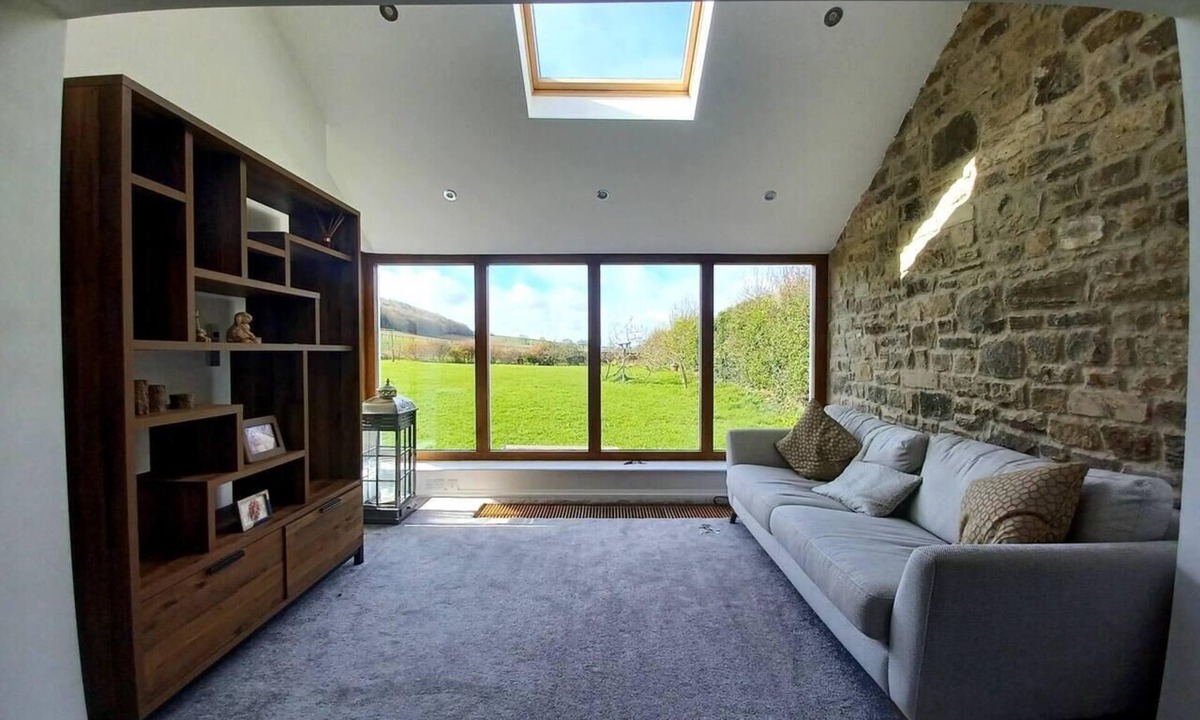 Sunderland Cottage | 3 Bed Cottage-Sleeps 6-Country Views-Pet friendly