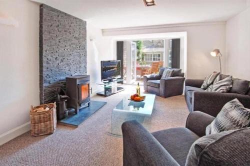 Kelso House | 3 Bed Cottage - Garden Wifi Free Parking