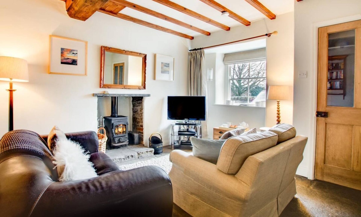 Askrigg Cottage | 3 Bed in Askrigg (oc-ds779)