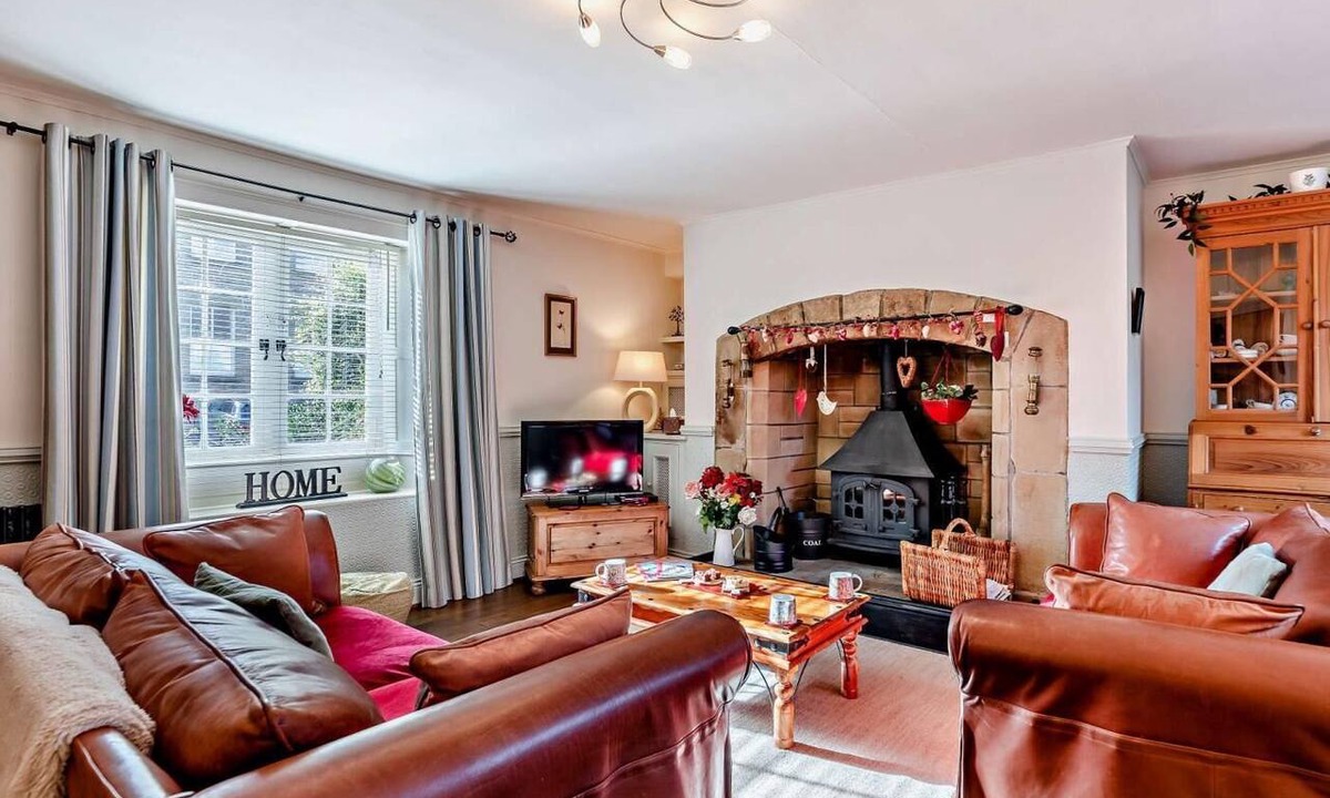 Backworth Cottage | 3 Bed in Backworth (oc-cn011)