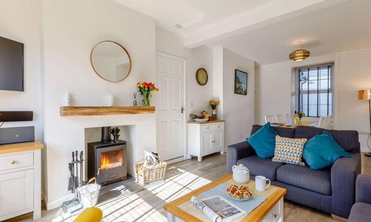 Instow Cottage | 3 Bed in Bideford (oc-65162)