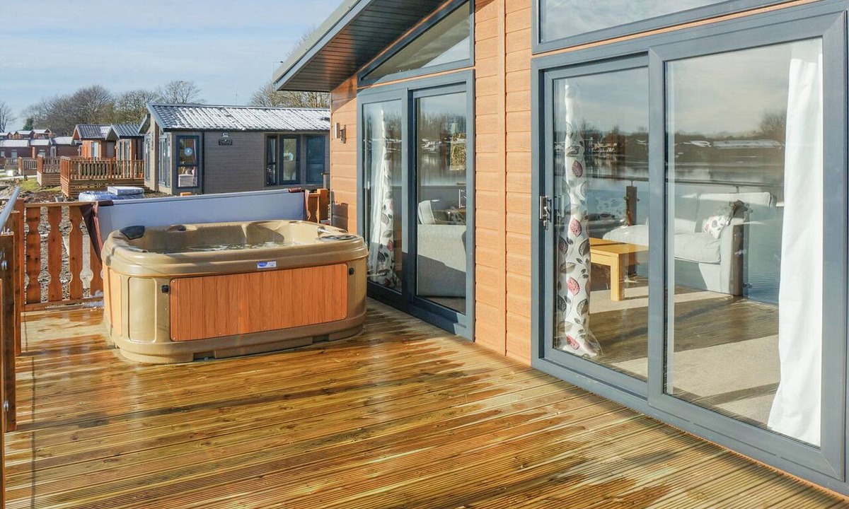 Carnforth Ski Chalet | 3 bedroom accommodation in Carnforth