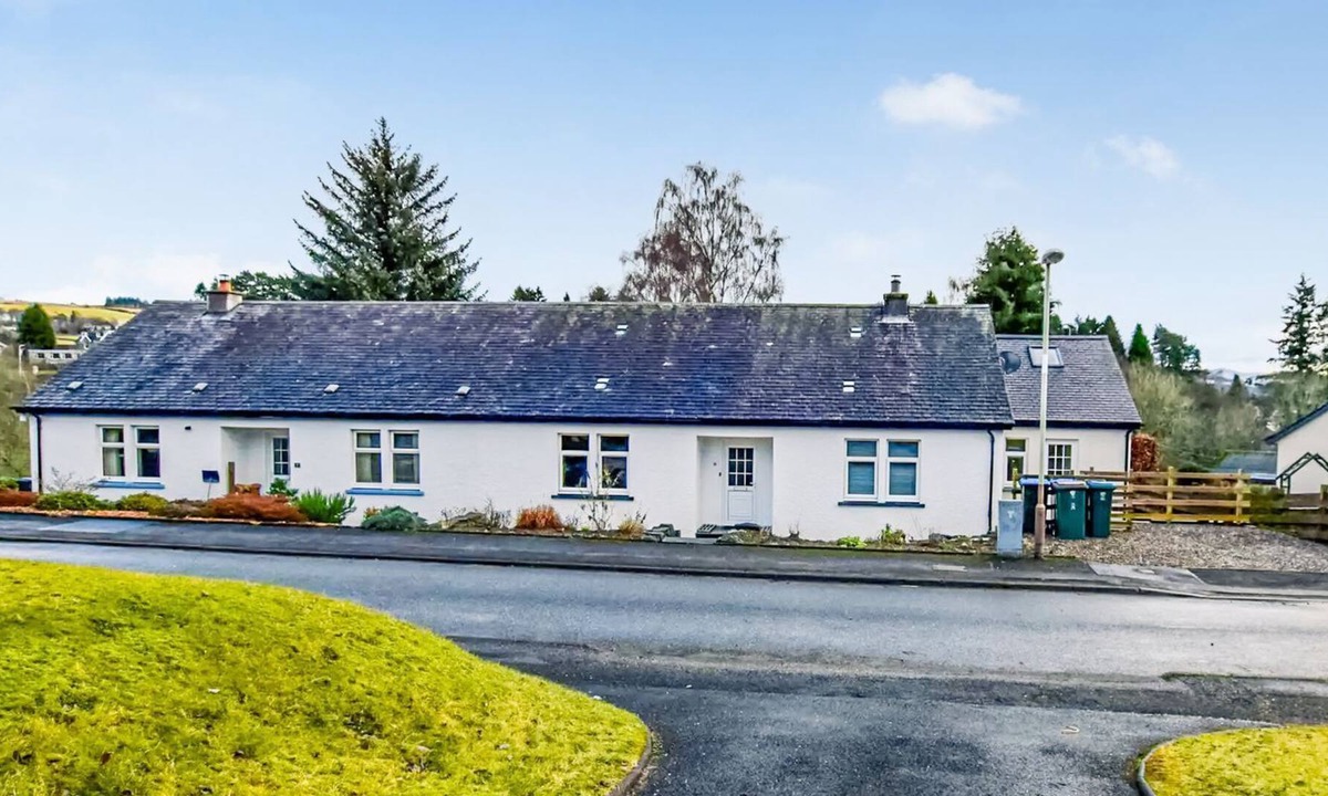 Pitlochry Cottage | 3 bedroom accommodation in Pitlochry