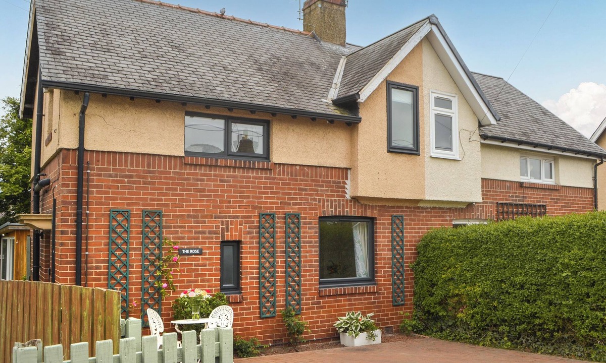 Lesbury Cottage | 3 bedroom accommodation in Lesbury, near Alnmouth