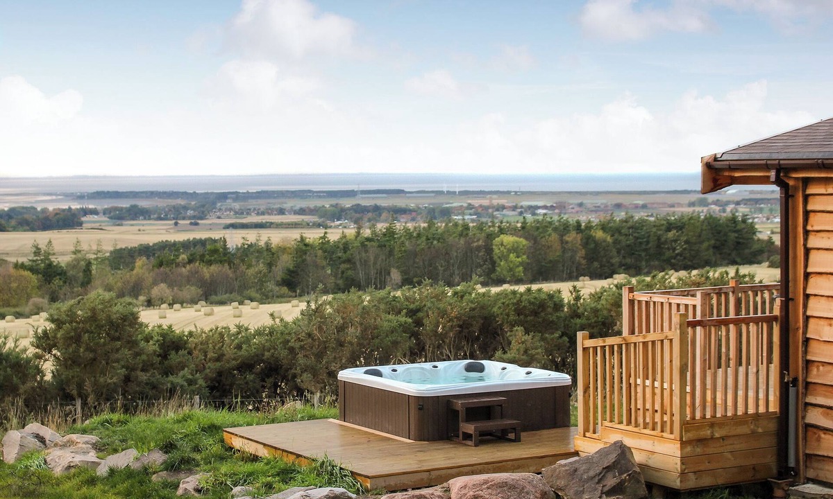 Forres Cottage | 3 bedroom accommodation in Forres, near Nairn