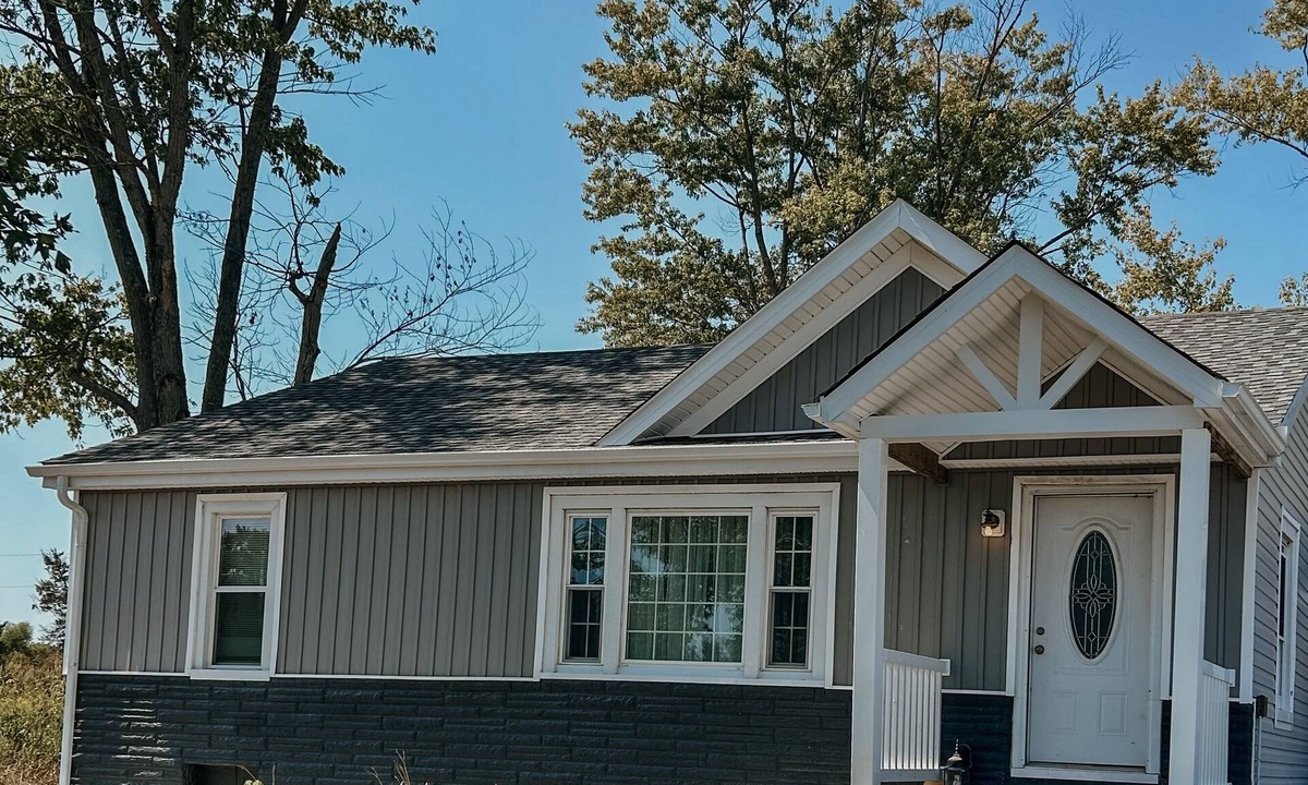 Murphysboro House | 3-bedroom Home Royal Haven Vacation Destination