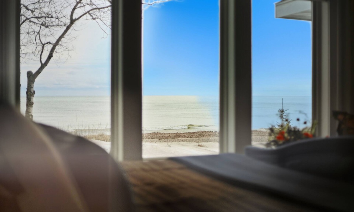 Sturgeon Bay House | 3-bedroom house in peaceful Sturgeon Bay with AC comfort