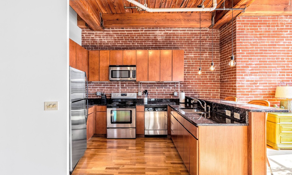 Downtown West Apartment | 3 BR DWTN Loft✦Walk to Attractions✦Pet Friendly