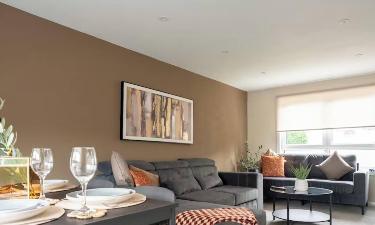 Livingston House | 3 BR House By Caledonia Luxe Stays Livingston