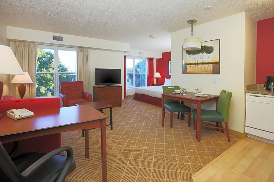Flint Hotel | 3-Star Hotel ∙ Residence Inn by Marriott Flint Grand Blanc