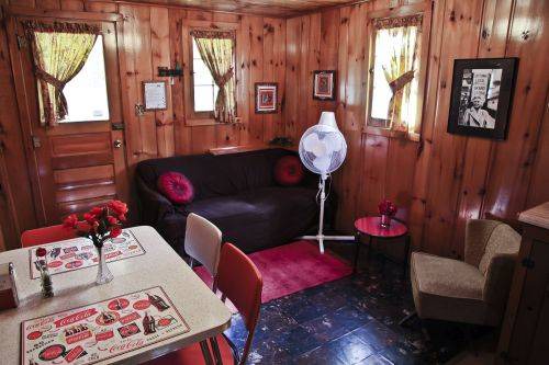 Carp Lake Cabin | 30 m² Cabin ∙ 1 bedroom ∙ 4 guests
