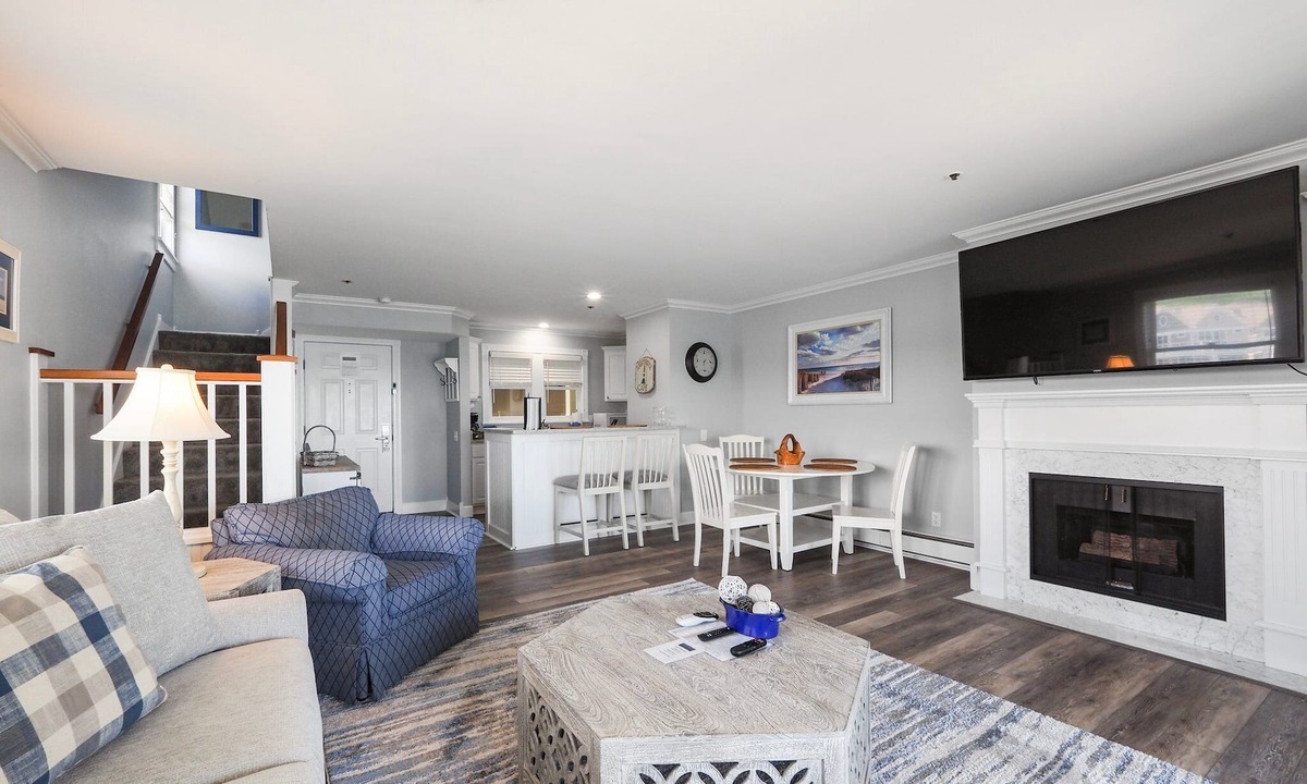 Boyne City Condo | 315 Water Street | Lake Charlevoix Condo | Private Beach Access | Fireplace