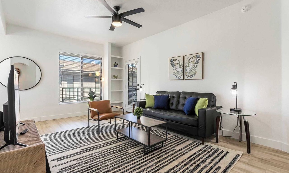 Desert Paradise Estates Apartment | 3BR CozySuites Kierland Commons with pool #12