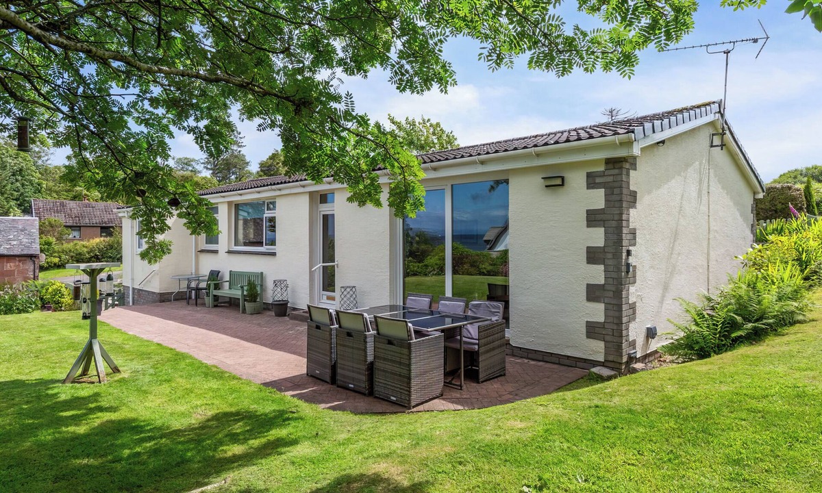Brodick Cottage | 4 bedroom accommodation in Brodick