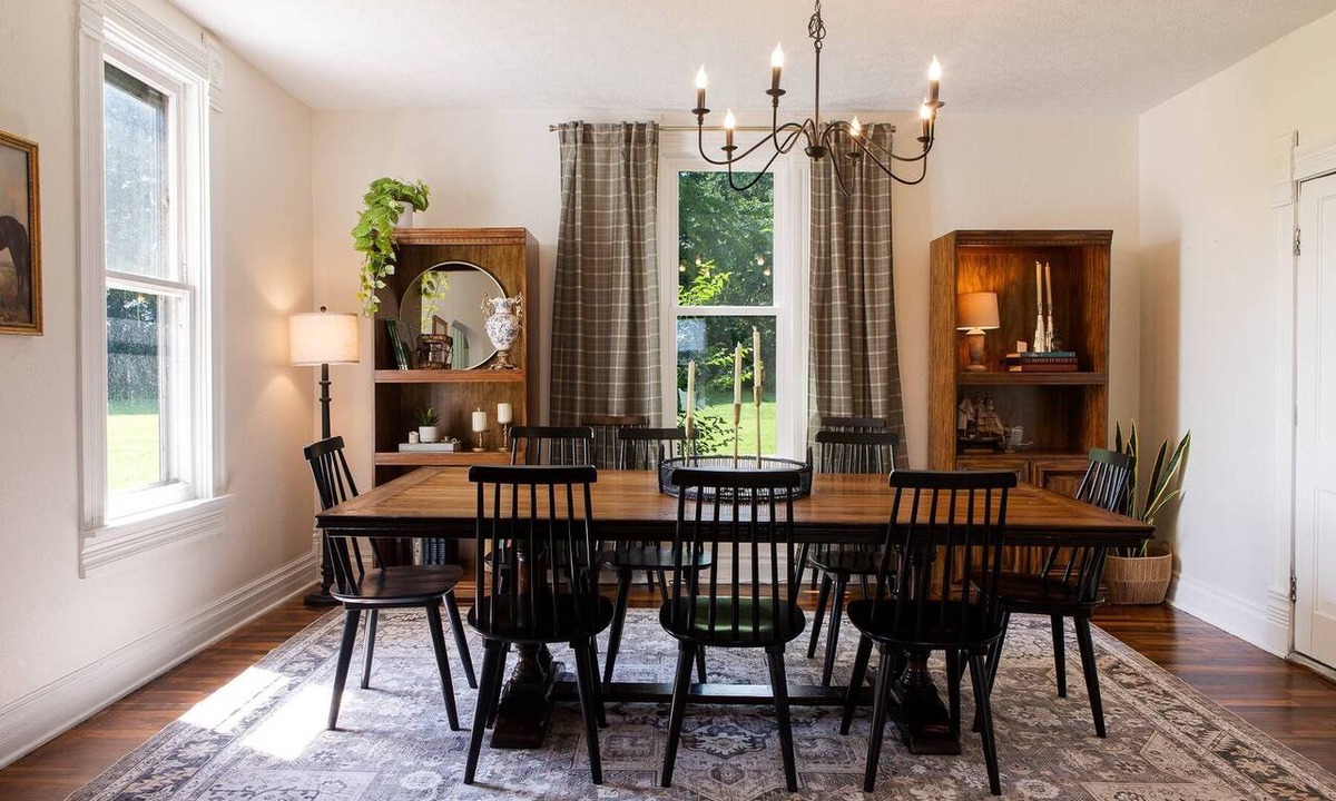 Lancaster Other | 4 Bedroom, Peaceful Farmhouse Min to Hocking hills! Sleeps 10