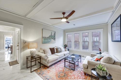 Perry North Apartment | 4 Mi to Market Square: Bright Apt w/Balconies