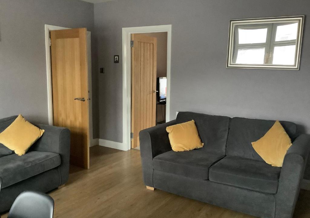 Rothes Apartment | 4 Stills Apartment