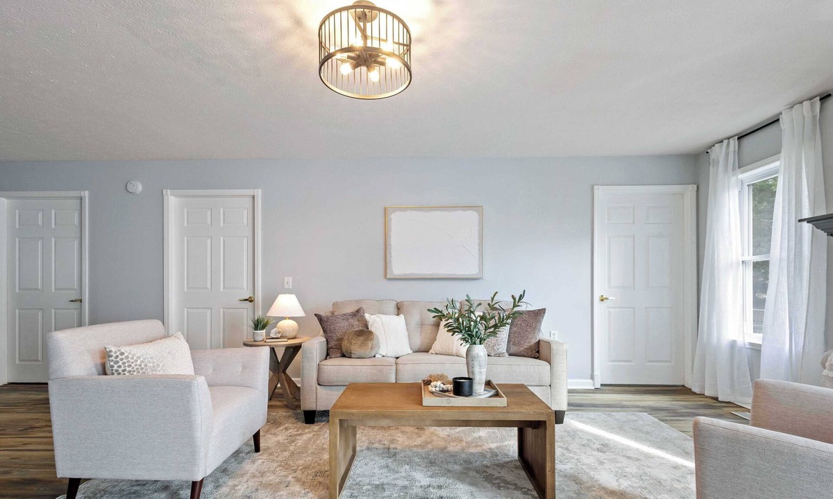 West Newton House | 4BR Home｜Perfect for Families｜Private Yard｜Work Remotely｜Fully Furnished #42051