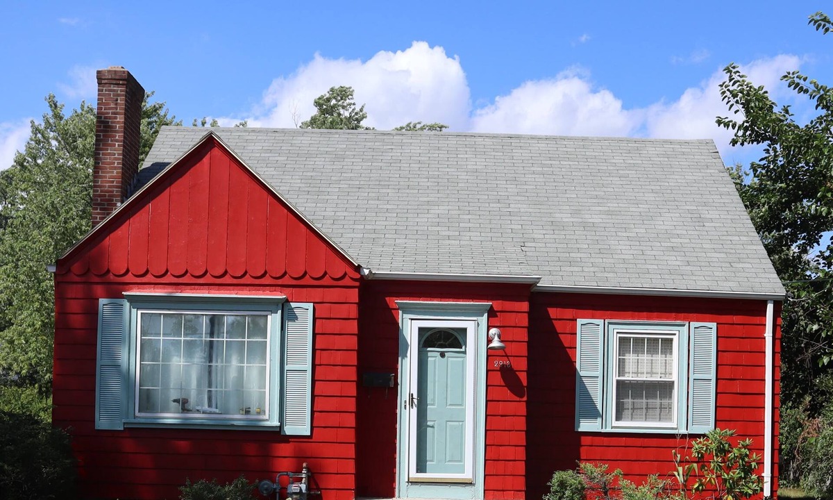 Warwick House | 5 Min from Airport -10 Min from Providence! Cozy 2nd Floor Apartment