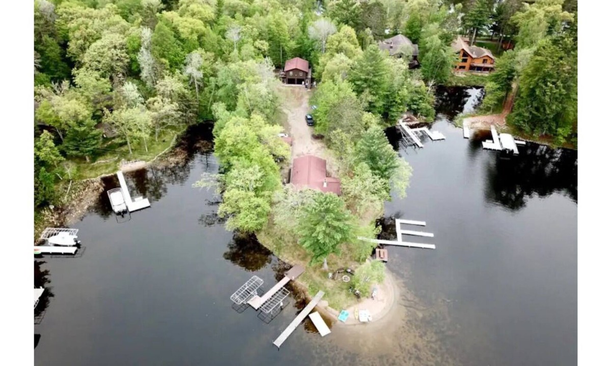 Crosslake Cabin | 500 feet lakefront on 14 lakes Whitefish Chain Crosslake