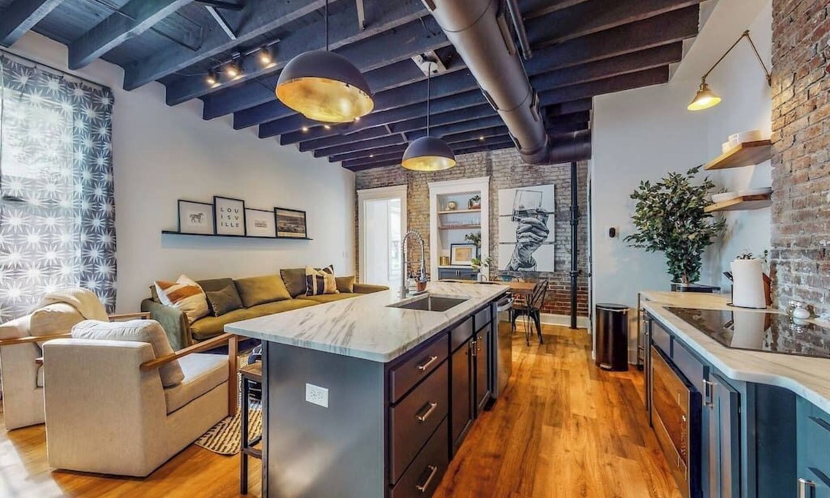 Phoenix Hill House | 6-BR NuLu home with backyard perfect for groups!