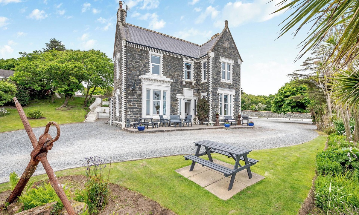 Portpatrick Cottage | 7 bedroom accommodation in Portpatrick