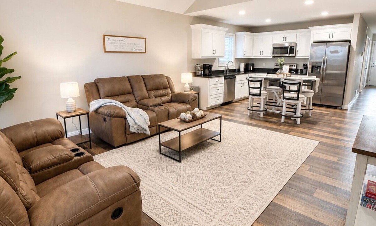 Danville House | A Shelby Getaway ~ 3BR/2BA Home ~ Superb Location!