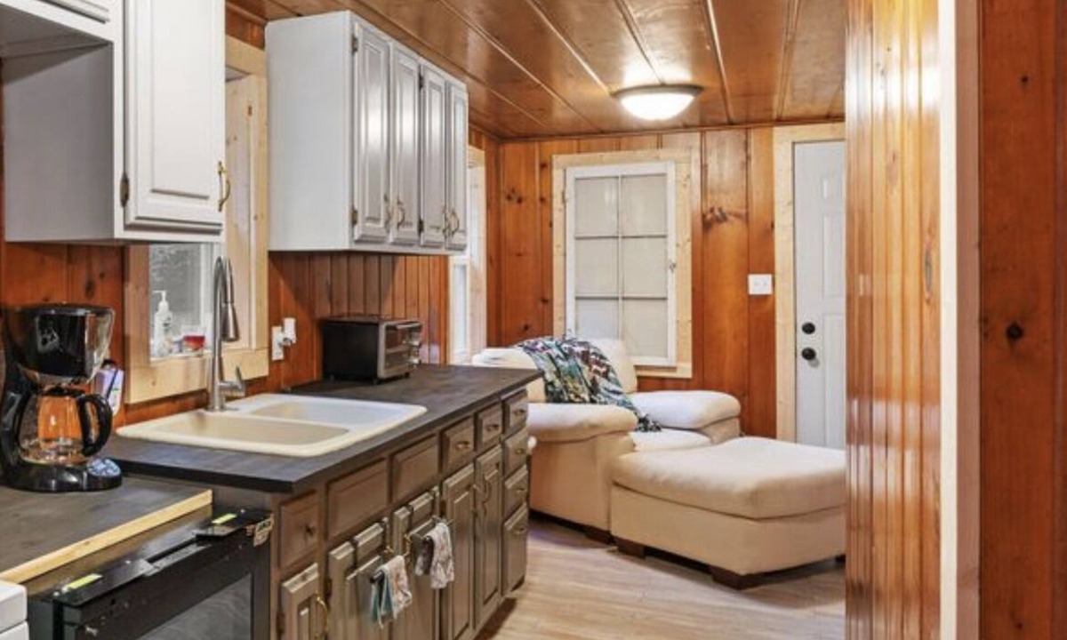 Carp Lake Cabin | A Traveler’s Dream Cabin - Northern Michigan