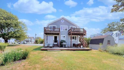 Pine Point House | A Wave from it All by Bayley Vacation Rentals