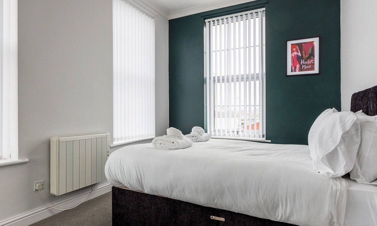 Hartlepool Apartment | Abdiel 5 · Bright & Modern Marina Apt | Newly Refurbished - Pass the Keys